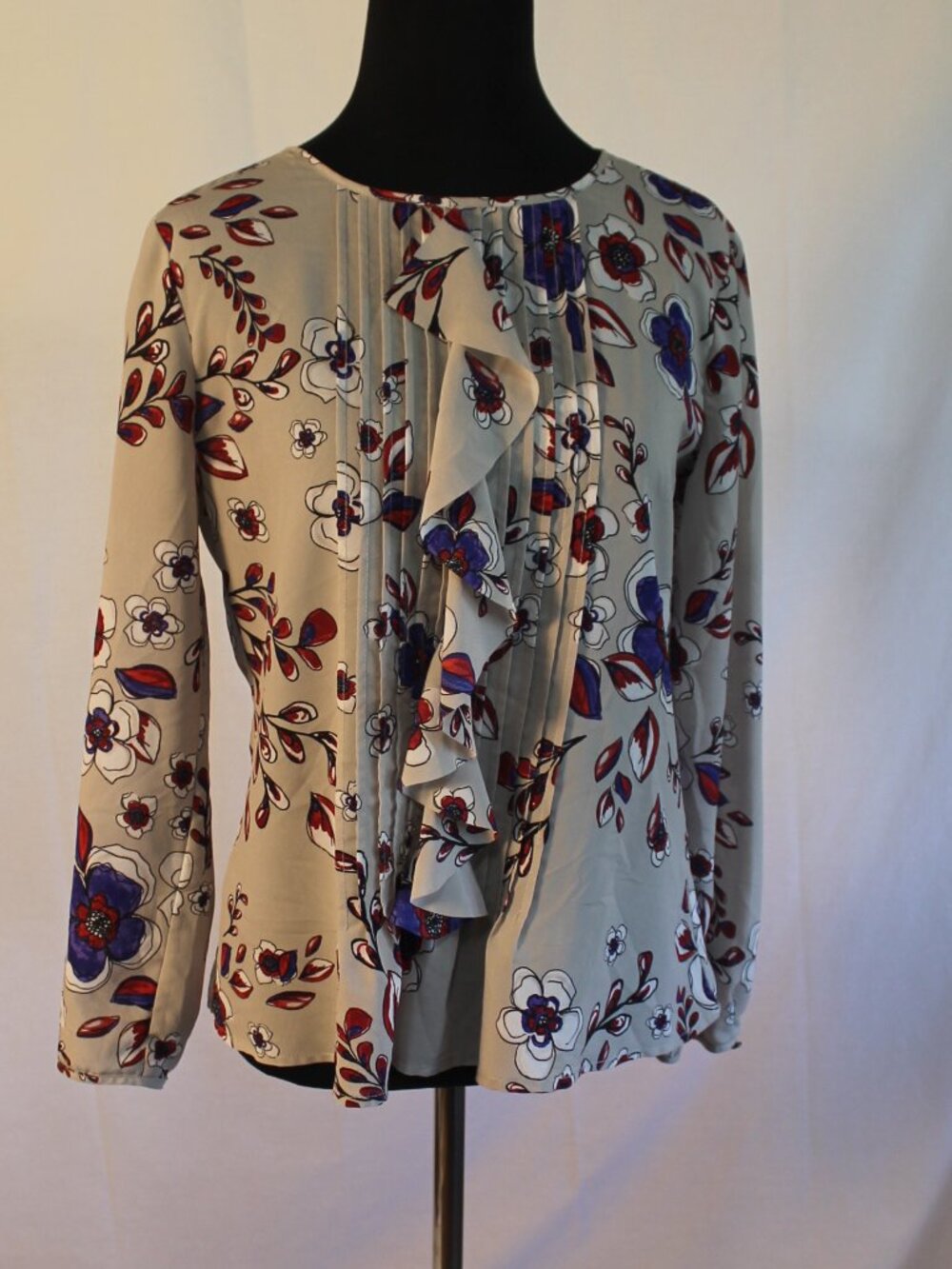 Banana Republic Ruffled Pintuck Gray Floral Blouse XS